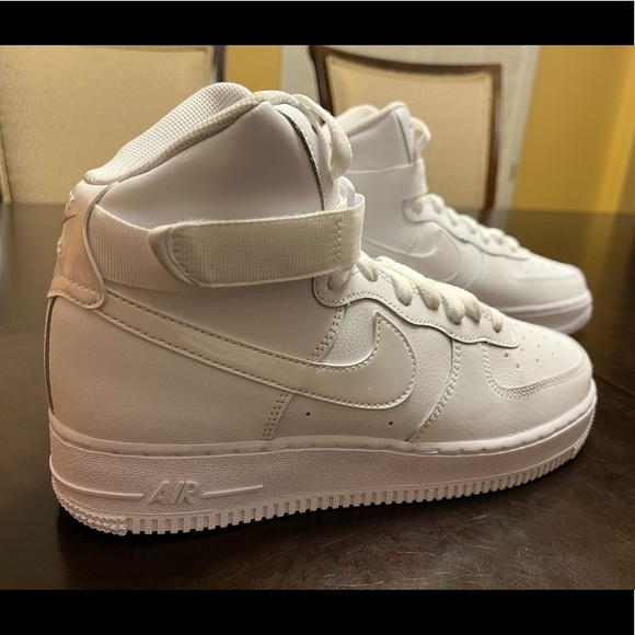 New Nike Air Force 1 White High Sneaker Shoes Size US 7 - Picture 3 of 12